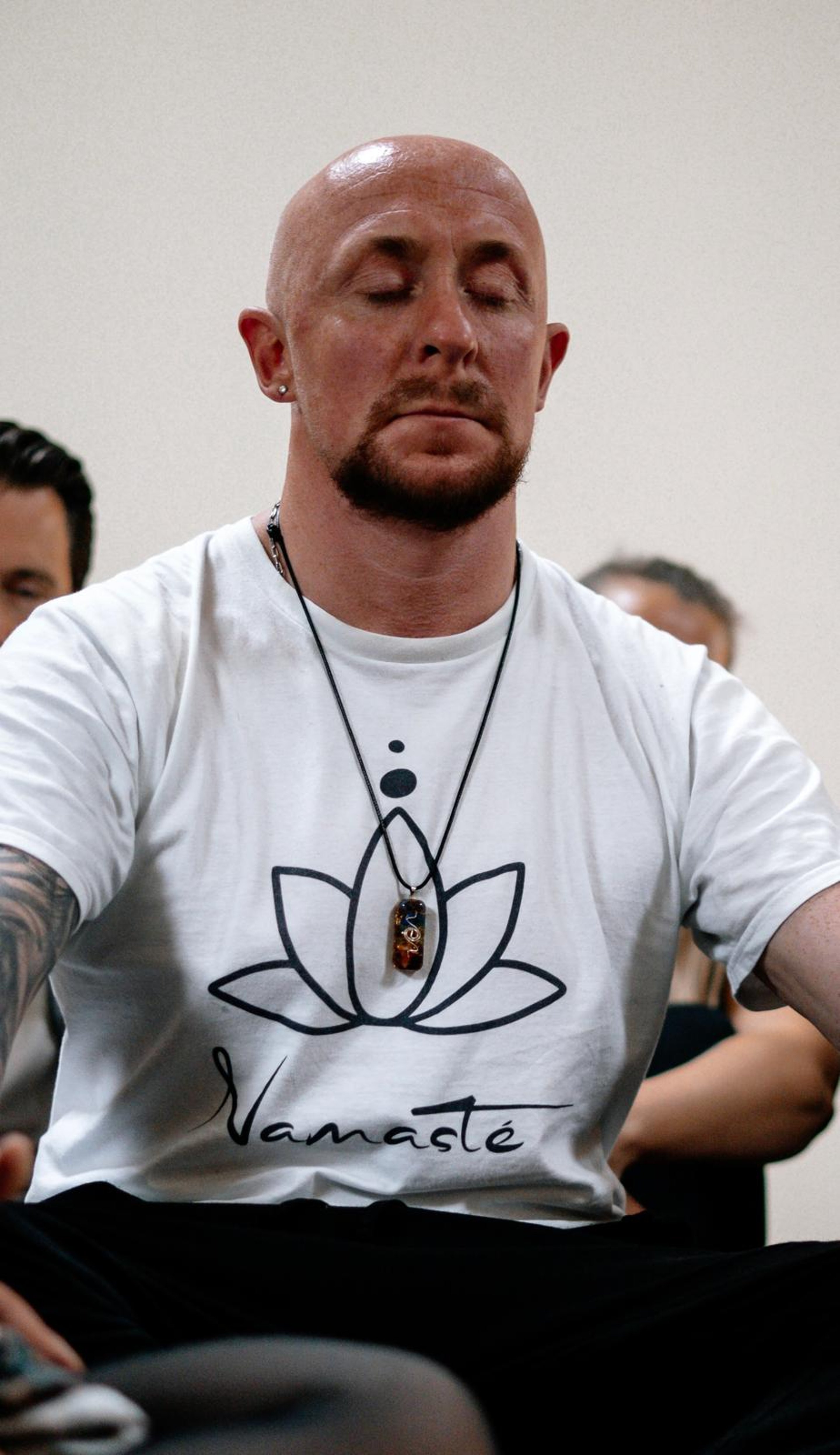 Marius Stümpfig in Atemmeditation